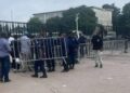 Kinshasa : Tension à l’Assemblée nationale après l’interdiction d’accès imposée aux agents grévistes