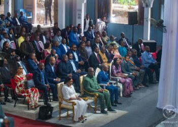 RDC : Félix Tshisekedi participe à un culte de prière pour la paix à Kinshasa