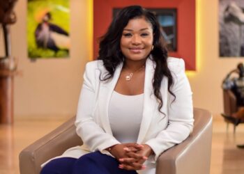 Barbara Kanam : Héritière de la grande tradition de la rumba, qui fait rayonner la culture africaine avec élégance et engagement