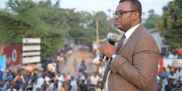 Politique salariale : JP Lihau dénonce des écarts salariaux « inacceptables » entre les administrations de Kinshasa et de provinces