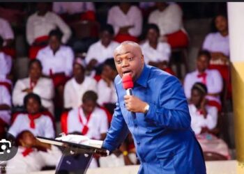Révision constitutionnelle : « Si nous perdons Félix Tshisekedi nous serons encore des esclaves au moins pendant 50 ans et le relèvement du Congo prendra du temps » (prophète Naeema Sikatenda Jacques)
