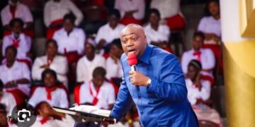 Révision constitutionnelle : « Si nous perdons Félix Tshisekedi nous serons encore des esclaves au moins pendant 50 ans et le relèvement du Congo prendra du temps » (prophète Naeema Sikatenda Jacques)