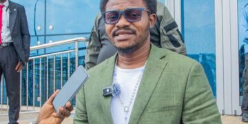 Flambée des prix des carburants à la Tshopo : le gouverneur Paulin Lendongolia à Kinshasa pour porter les revendications des pétroliers