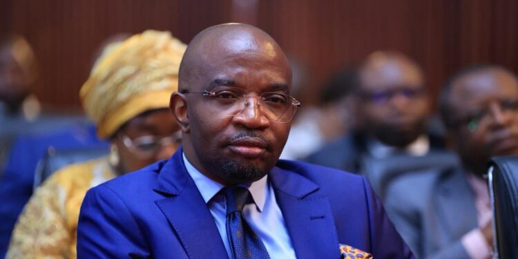 Formation professionnelle en RDC : Les députés saluent les réformes engagées par le Ministre Marc Ekila Likombo et réclament plus de moyens