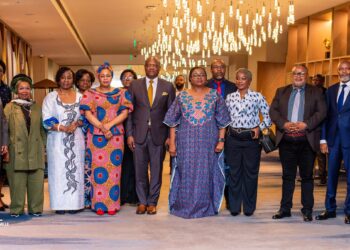 Projet Tosimbana : L&rsquo;honorable Dominique Munongo engagée aux côtés des femmes décideurs dans la Gouvernance et le leadership féminin