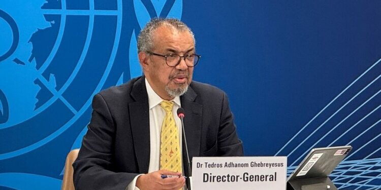 Ebola: « Je suis ici pour renforcer la riposte menée par le gouvernement » (Tedros Adhanom de l’OMS à son arrivée à Kinshasa)