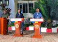 Flambée d’Ebola en Ituri : Patrick Muyaya et Roger Kamba évoquent les progrès de la riposte Gouvernementale