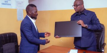 Digitalisation de l’ONEM-Tanganyika: le DG Fanon Beya dote la direction provinciale d’un kit informatique