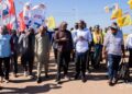 Tanganyika : Le ministre des infrastructures John Banza lance les travaux de modernisation de 22,21 km de voirie à Kalemie