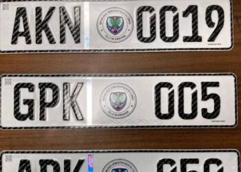 Kinshasa : l’Intersyndicale demande la revisitation des mesures sur le retrait des anciennes plaques AKN avant les contrôles
