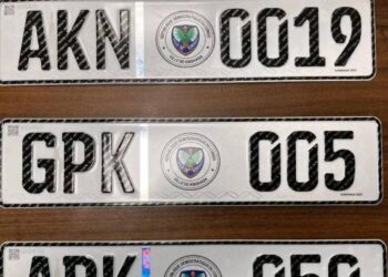 Kinshasa : l’Intersyndicale demande la revisitation des mesures sur le retrait des anciennes plaques AKN avant les contrôles