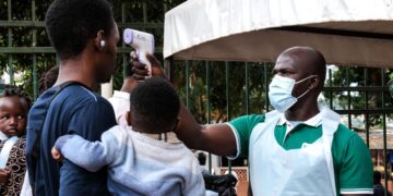 Ebola: Washington ferme ses portes aux voyageurs en provenance d’Afrique centrale après un cas américain