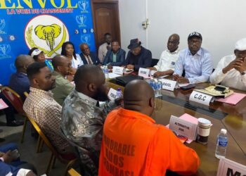 RDC: l’opposition porte plainte contre Félix Tshisekedi ce 09 juin et annonce un sit-in le 12 juin devant le Palais du peuple