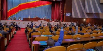 Assemblée nationale : La proposition de loi fixant les conditions d&rsquo;organisation du référendum en RDC votée à l&rsquo;unanimité