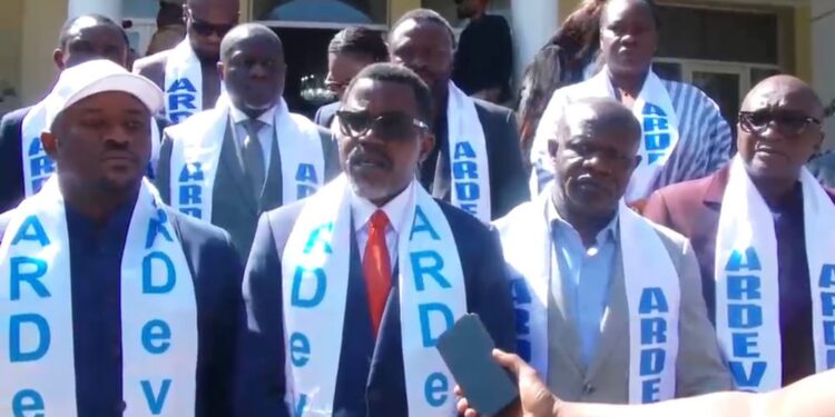 Haut-Katanga : une délégation de l’ARDEV reçue par Martin Kazembe président du conseil provincial de l’Union Sacrée