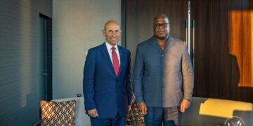 Coopération : Tshisekedi et le secrétaire d’État adjoint Frank W. Garcia passent en revue le partenariat RDC-USA, la paix et la riposte contre Ebola