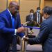 RDC : Félix Tshisekedi décore les professeurs Sulu Maseb&rsquo;a Mwang Stanislas et Jean-Jacques Muyembe