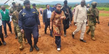 Riposte contre Ebola : la Première ministre Judith Suminwa Tuluka apporte le soutien de l’État à Mongwalu (Ituri)