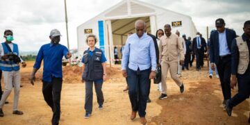 Ebola en Ituri : Le ministre Roger Kamba à Bunia pour renforcer la riposte dans un contexte de tensionsliées à des menaces de grève des agents de la riposte