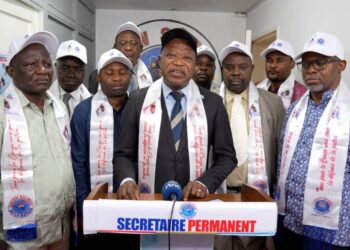 Révision constitutionnelle : Malgré le boycott de Kabuya , André Mbata rassure à une mobilisation nationale de l’Union sacrée le 22 juillet