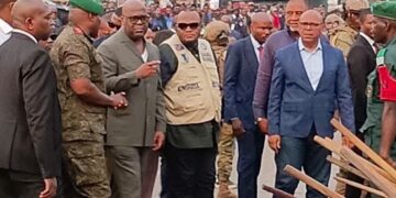 Assainissement de Kinshasa : Félix Tshisekedi promet d’améliorer les conditions de vie des bâtisseurs