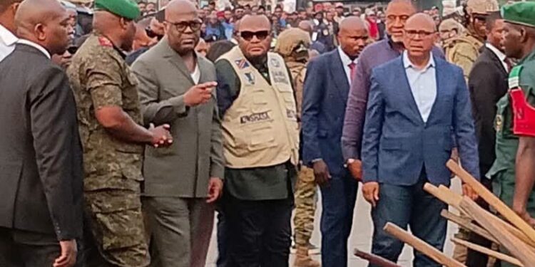 Assainissement de Kinshasa : Félix Tshisekedi promet d’améliorer les conditions de vie des bâtisseurs