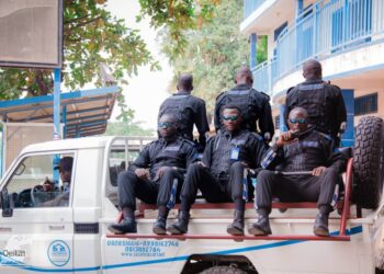 Haut-Katanga : La police interdit aux sociétés de gardiennage l’usage des gyrophares, sirènes et armes à feu