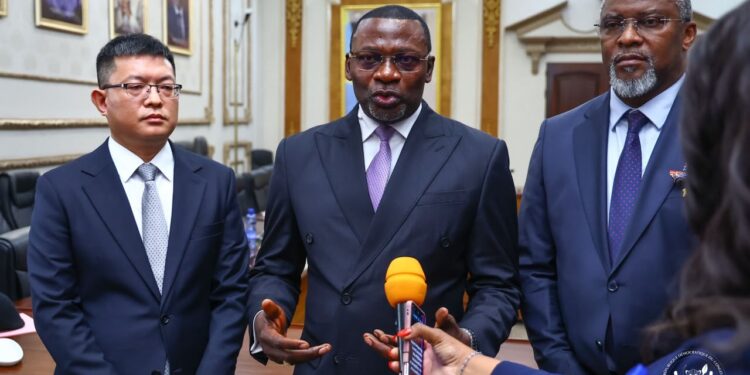 RDC : la présidence lance l’évaluation du contrat sino-congolais pour renforcer les infrastructures