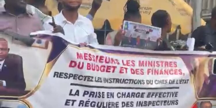 Grogne au Centre Financier : des inspecteurs et contrôleurs du travail réclament le paiement de six mois d’arriérés de salaire