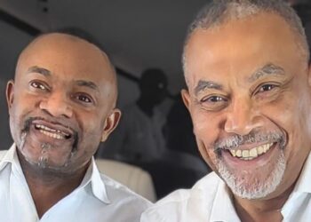 Crise à Ensemble pour la République : Dieudonné Bolengetenge annonce des sanctions contre les cadres d’Ensemble après la Polémique Kamitatu-Kalonda