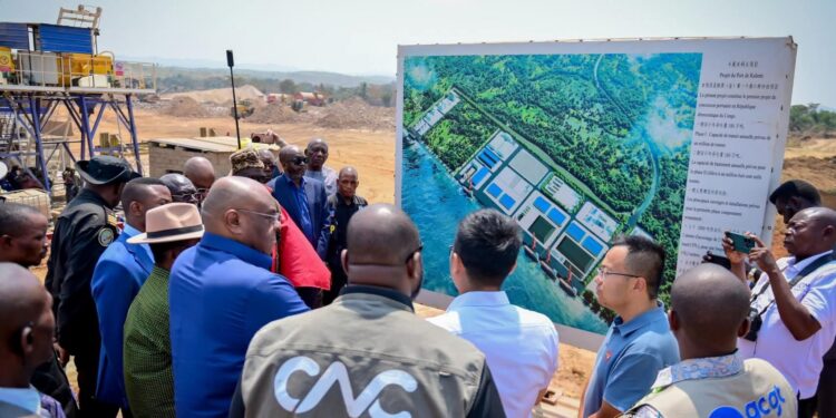 Modernisation des infrastructures au Tanganyika : Jean-Pierre Bemba évalue l’avancement des travaux du nouveau port de Kalemie