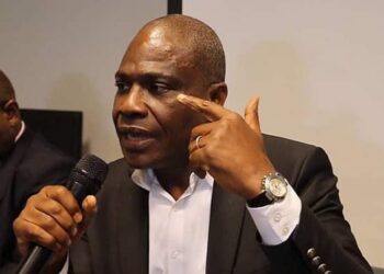 Climat des affaires : Martin Fayulu irrité par l’arrêté interministériel fixant les droits, taxes et redevances applicables aux activités et services numériques
