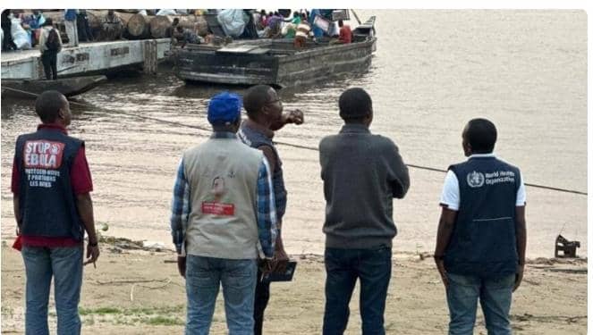 Kinshasa : Le bateau lié à un décès suspect d’Ebola accueilli sous haute surveillance sanitaire à son arrivée à Maluku