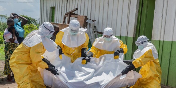 Riposte contre Ebola: Washington annonce 242 millions de dollars supplémentaires