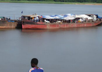RDC : Les sept cas suspects d’Ebola détectés sur un bateau aux portes de Kinshasa testés négatifs ( Roger Samuel Kamba)