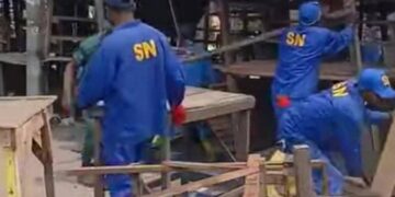 Opération d’assainissement de Kinshasa : Le marché Bayaka tombe, l’avenue Kapela libérée des occupations illégales