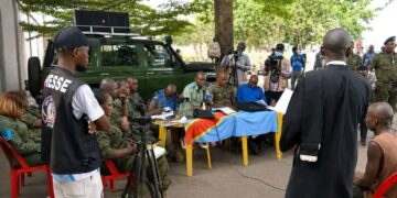 Kinshasa : des agresseurs de bâtisseurs du Service National comparaissent devant la justice militaire