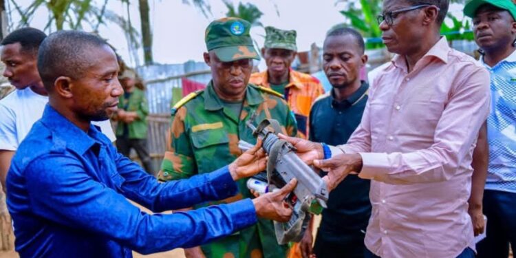 RDC : plus de 590 miliciens démobilisés, un arsenal militaire saisi…Eliezer Ntambwe dresse le bilan mi-parcours des opérations contre le Mobondo