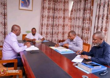 Assemblée provinciale du Kongo-Central : première réunion du Bureau après la réhabilitation de Papy MANTEZOLO