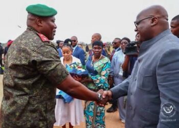 RDC: Félix Tshisekedi prévoit de décorer le général Kabwik, commandant du service national pour « ses éminents services » à la nation