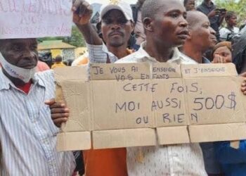 RDC : des enseignants conditionnent la rentrée scolaire à la paie d’un salaire minimum de 500 USD
