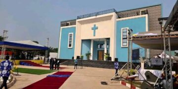 Kasaï-Oriental : Des hommages rendus à Félix Tshisekedi lors de la dédicace de la Paroisse universitaire Notre-Dame de l’Espérance