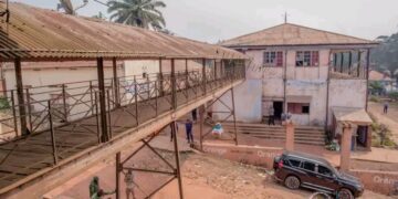 Kongo Central : La prison de Mbanza-Ngungu surpeuplée à près de 300 %, Guillaume Ngefa face à l’urgence carcérale