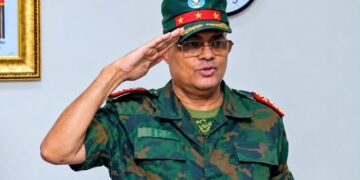 Les FARDC en deuil : l&rsquo;Auditeur général Lucien-René Likuli et une dizaine d’officiers meurent dans un crash à Kenge