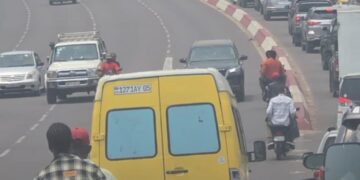 Kinshasa : l’Hôtel de ville interdit les stationnements anarchiques aux abords des écoles et sur Monjiba