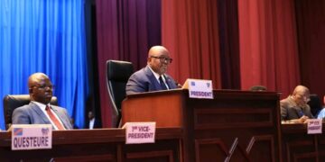 Assemblée nationale – RDC : Aimé Boji Sangara plaide pour un dialogue national excluant la violence à l’ouverture de la session de septembre