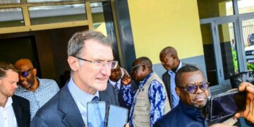 Kasaï : l&rsquo;avancement des travaux de la RN1 au cœur d&rsquo;un échange entre le gouverneur Crispin Mukendi et le nouvel ambassadeur de l&rsquo;UE