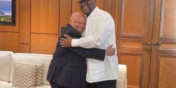 RDC : Après plusieurs semaines d’attente , « l’envoyé » Raphaël Katebe Katoto remet enfin son rapport à Félix Tshisekedi
