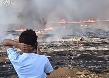 Kongo-Central : Un gigantesque incendie ravage un important site de stockage de carburant à Muanda