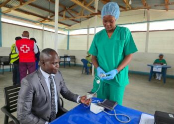 RDC : Les cas d’Ebola en baisse chaque semaine, 1 823 personnes guéries désormais suivies après leur sortie
